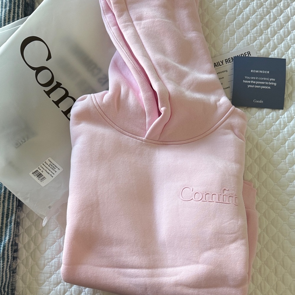 NWT Comfrt Pink kids Hoodie xl